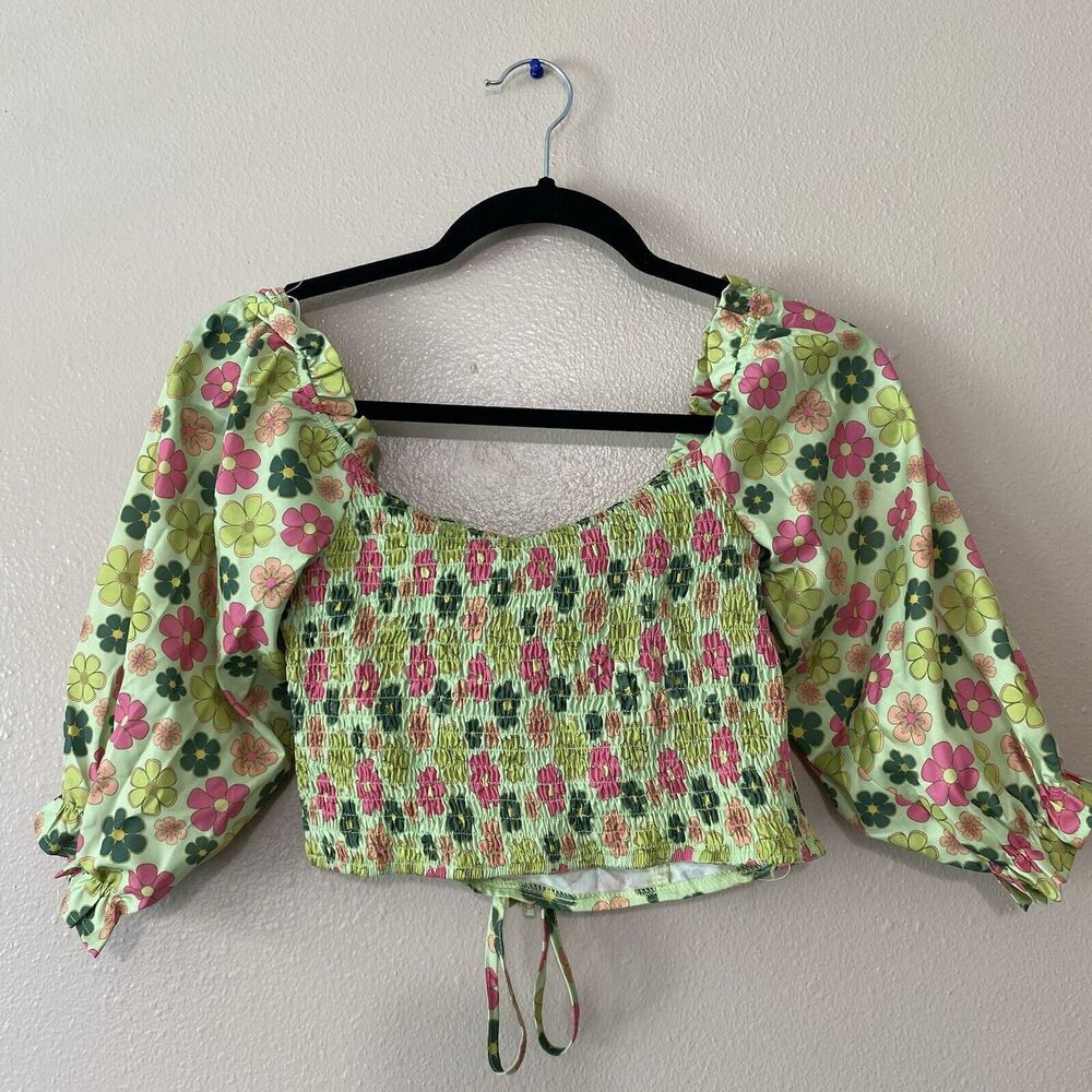 Cellecci Green Floral Smocked Crop Top Size Medium